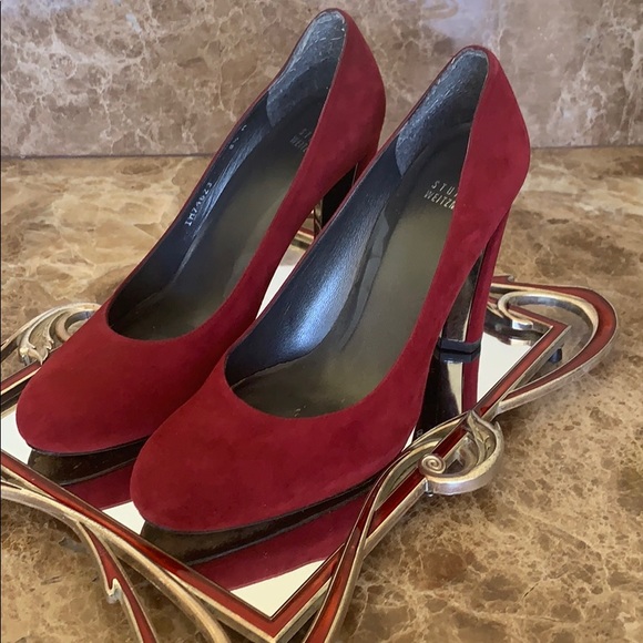 Stuart Weitzman Shoes - Stuart Weitzman suede pumps, sz 8 1/2 M